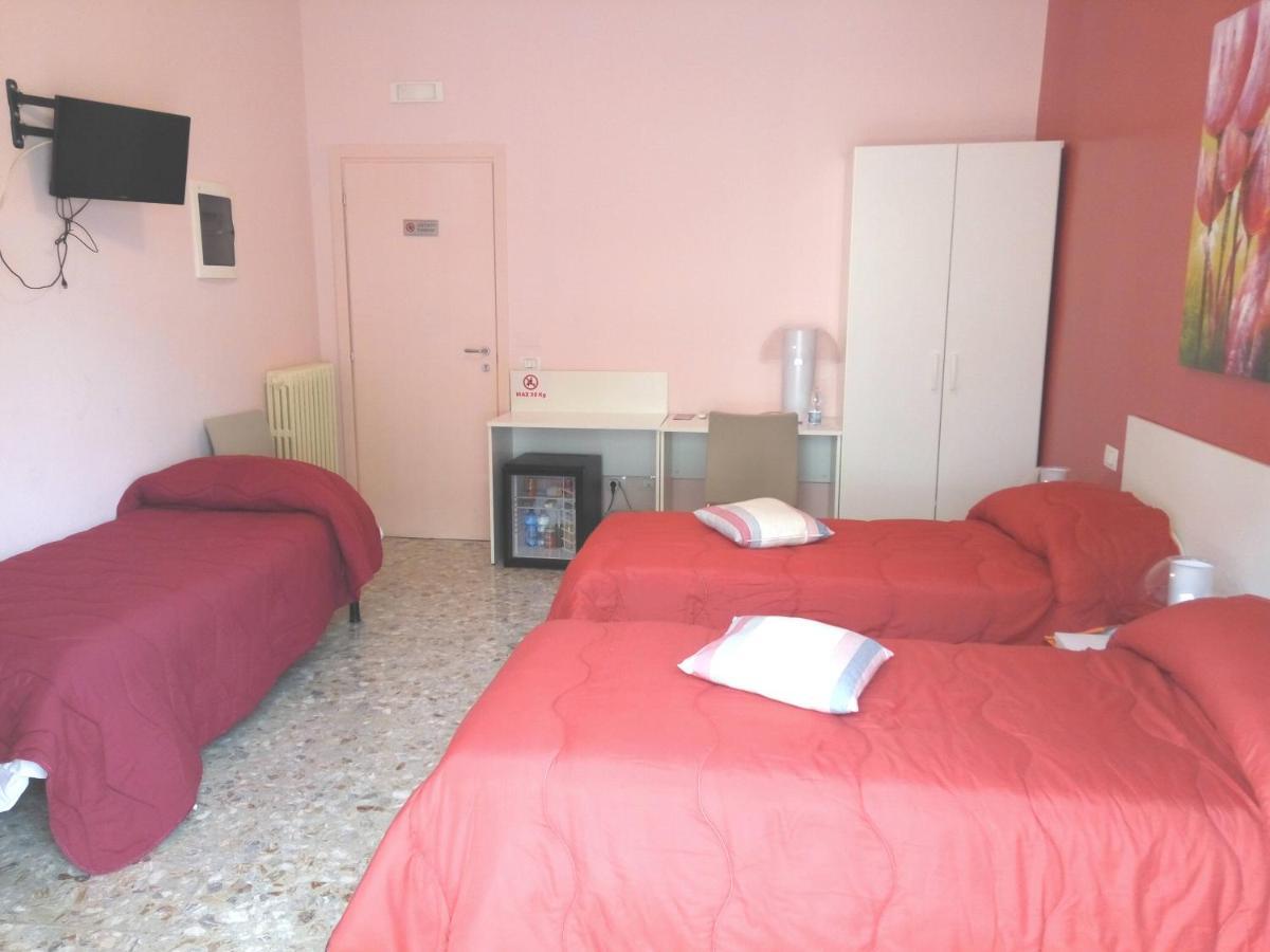 קטאניה Michelangelo Rooms מראה חיצוני תמונה
